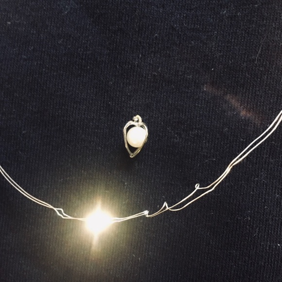 Beautiful pearl in a cage charm! - Picture 2 of 4